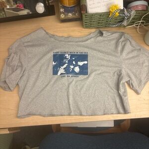 Graphic Cropped Tee with Navy Band Print